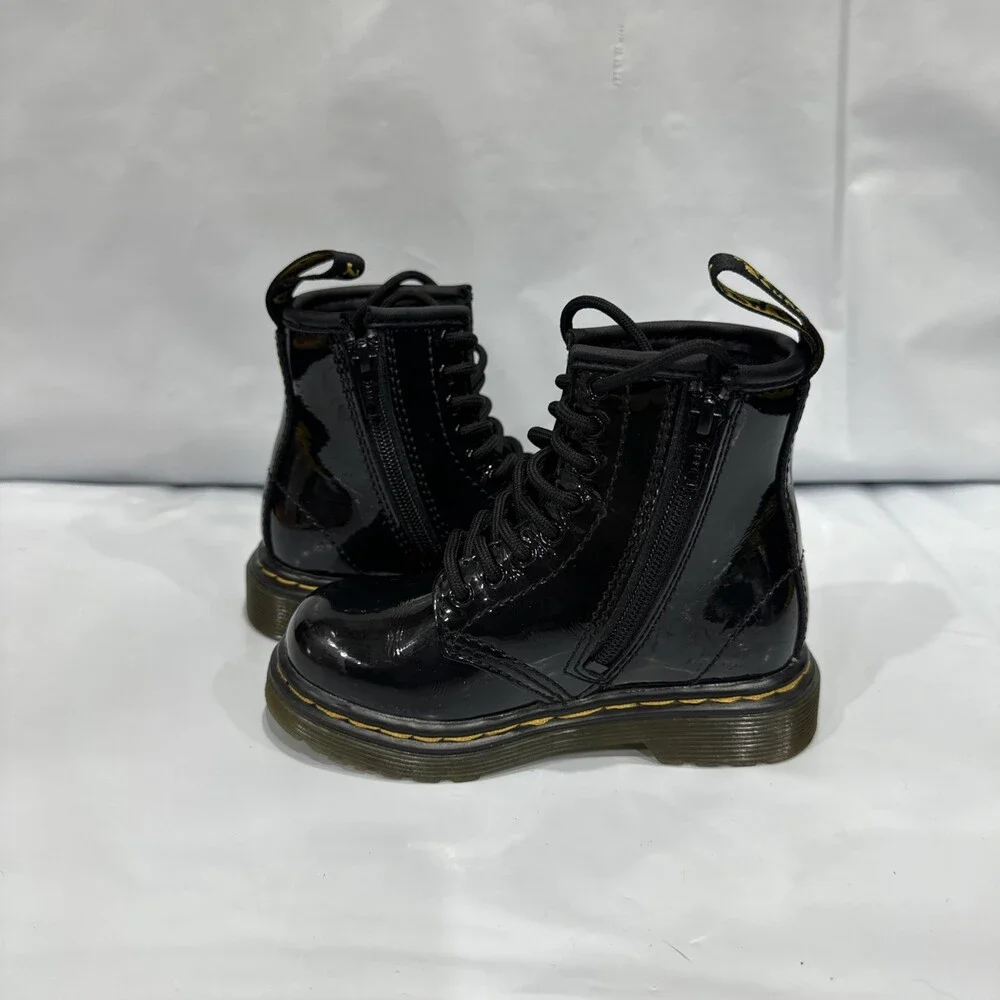 Dr. Martens 1460 15373003 Boots Toddlers 7 Black Patent Leather Lace Up EBS1045
